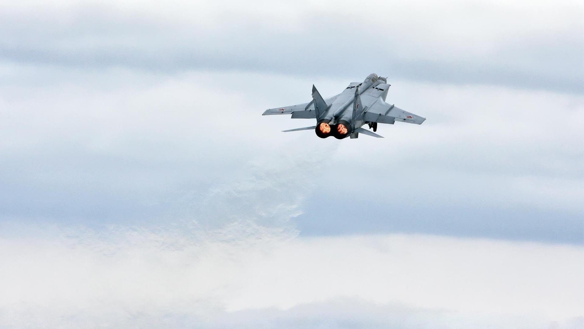 自由泳长距离中立代表队A耐力十足，自由泳长距离视频