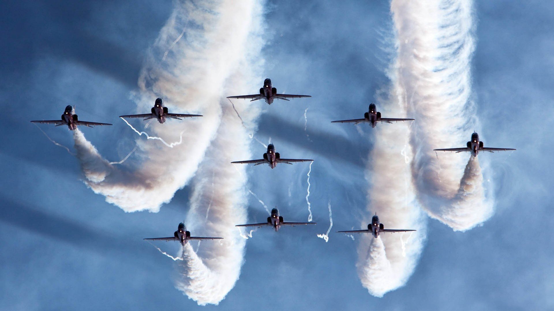 一场楼梯坍塌，21条生命，20年后谁该负责？，楼梯跌落视频