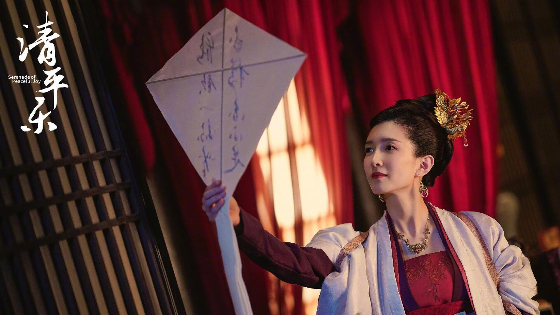 中国足球裁判员现场判罚与 VAR 技术协调问题探讨,国内足球裁判